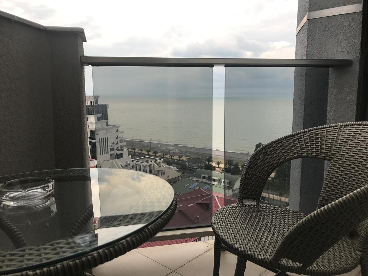 Aparthotel Selfie Batumi Eksteriør bilde